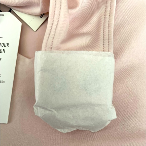 Body Contour Compression Silky V-Neck Thong Bodysuit in Peony - Size L - Picture 6 of 10